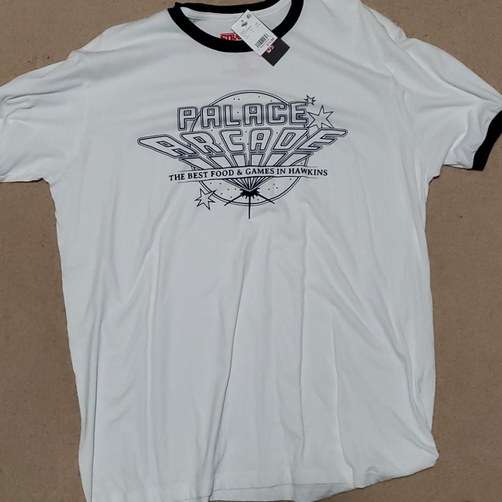 Stranger Things Tee